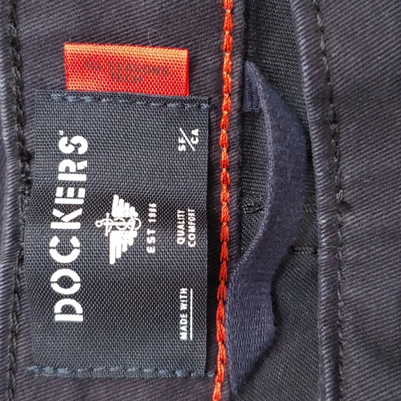 Dockers Men's All Season Tech Straight Leg Pants - Picture 3 of 6